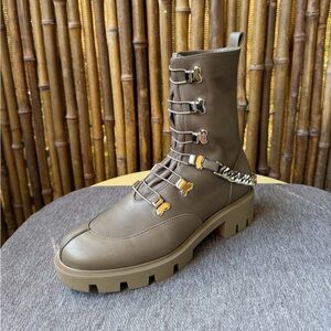 CHRISTIAN LOUBOUTIN Horse flat boots